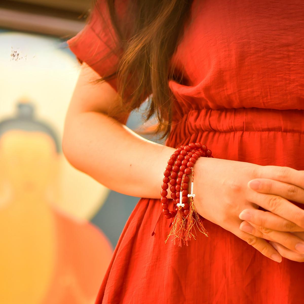 Tibetan Buddhist Jewelry Culture: Exquisite silver mala counting clips, a masterpiece of Tibetan Buddhist sacrificial implements culture and craftsmanship.