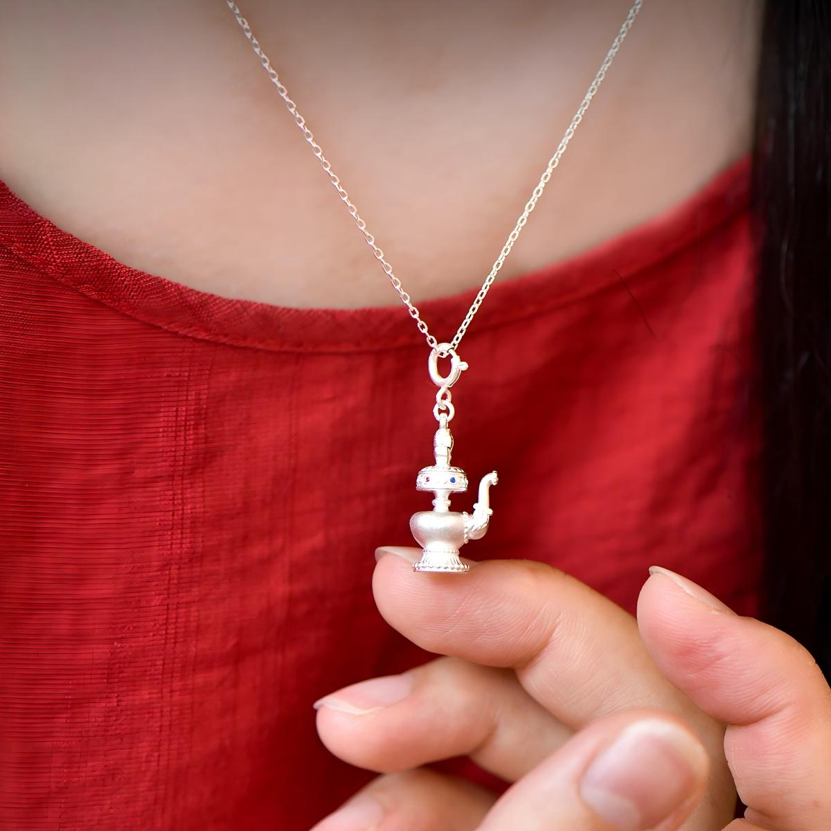 Tibetan Buddhist Jewelry Culture: Exquisite S925 silver Tibetan ethnic charm, a masterpiece of traditional Tibetan Buddhist culture accessories.