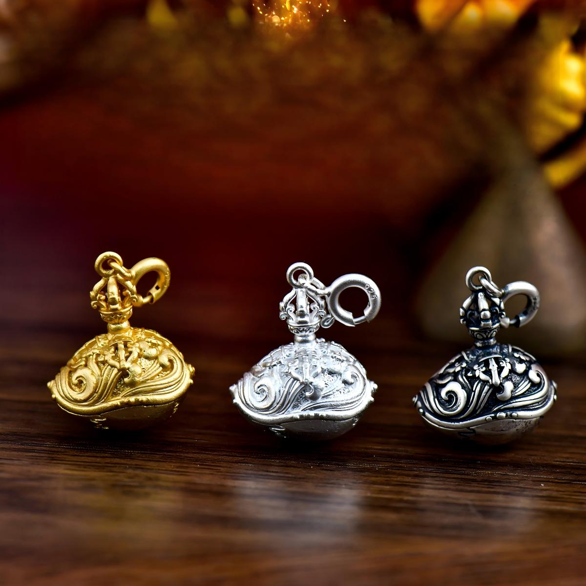Tibetan Buddhist Jewelry Culture: Exquisite S925 silver Tibetan Kazi side pendant, a masterpiece of traditional Tibetan Buddhist culture accessories.