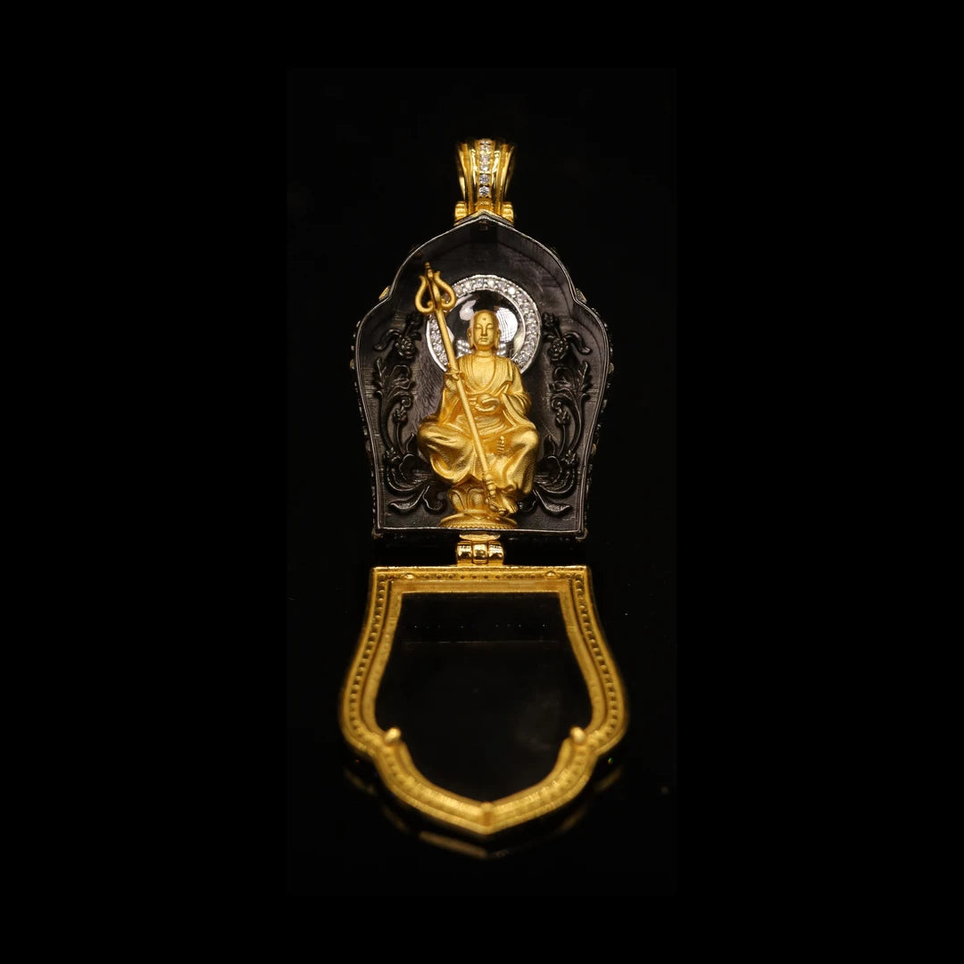 Unique handmade silver zircon Ksitigarbha Bodhisattva pendant with intricate carving, showcasing Tibetan Buddhist jewelry culture and artisan jewelry art, suitable for collectors and spiritual practitioners.
