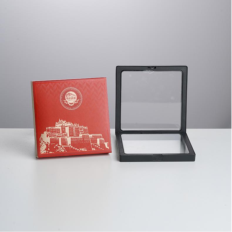 Tibetan Buddhist Jewelry Art: Koi Amber Cinnabar Blessing Bracelet, offering double protection and prosperity blessings