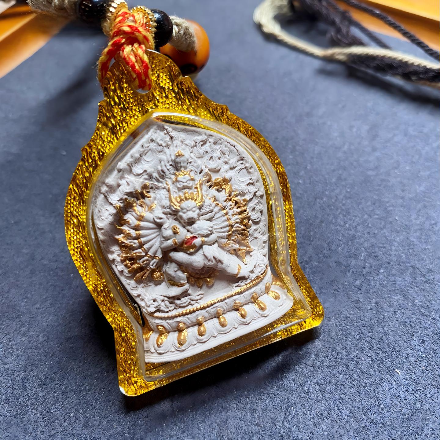 Manual hand-painted Mahakala pendant, Tibetan Buddhist Jewelry Culture, handmade Jewelry art necklace for obstacle removal and inner strength