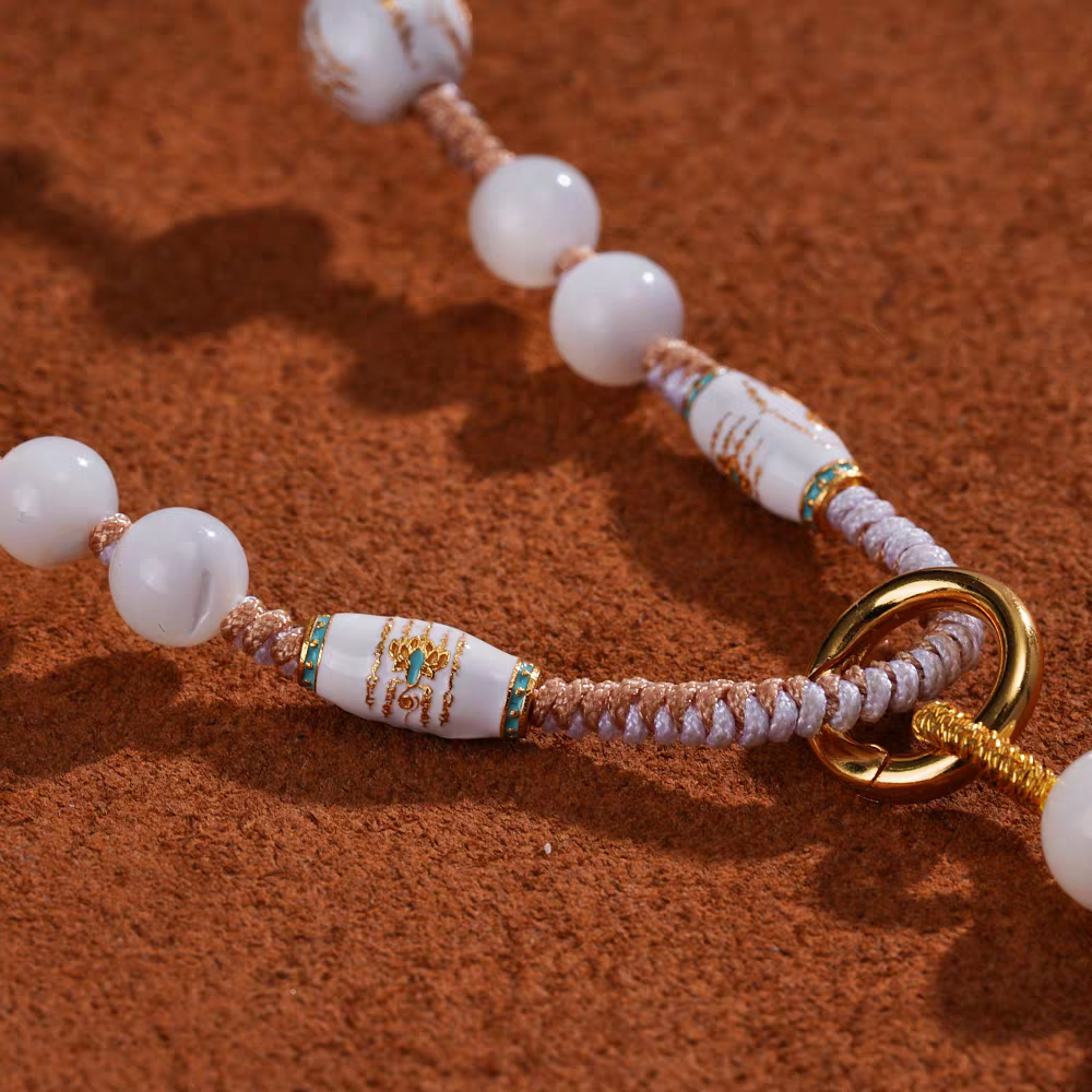  Purely handmade gold-inlaid Dzi and Bodhi beads necklace, reflecting the heritage of Tibetan Buddhist Jewelry Culture jewelry art.