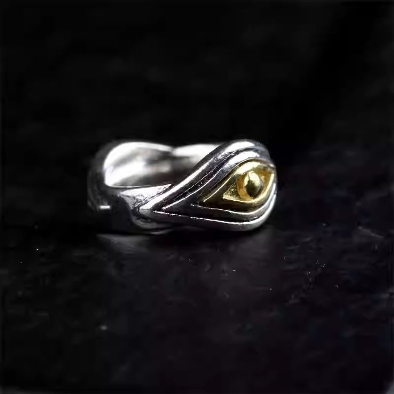 Exquisite eye pattern natural silver run loop jewelry, a spiritual artifact rooted in Tibetan Buddhist Jewelry Culture for protection.