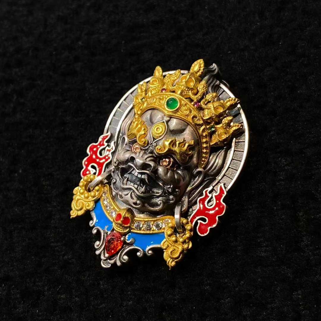 "S925 silver Daikokuten pendant designed as a spiritual talisman, combining Tibetan Buddhist Jewelry Culture with refined Jewelry Art craftsmanship."