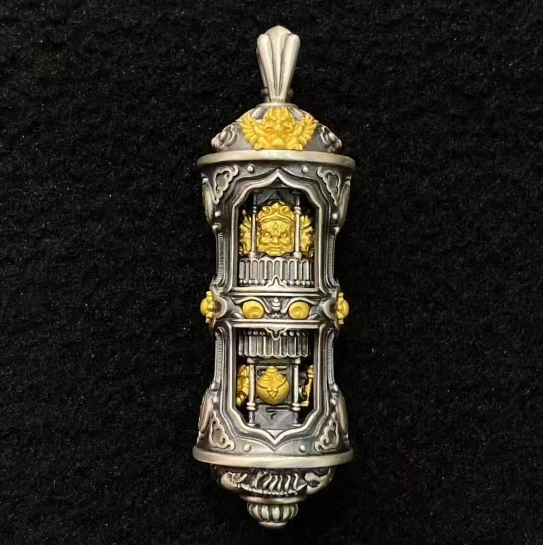 Side view of S925 Five-Name Wealth God pendant reflecting Tibetan Buddhist Jewelry Culture with exquisite Jewelry Art design.