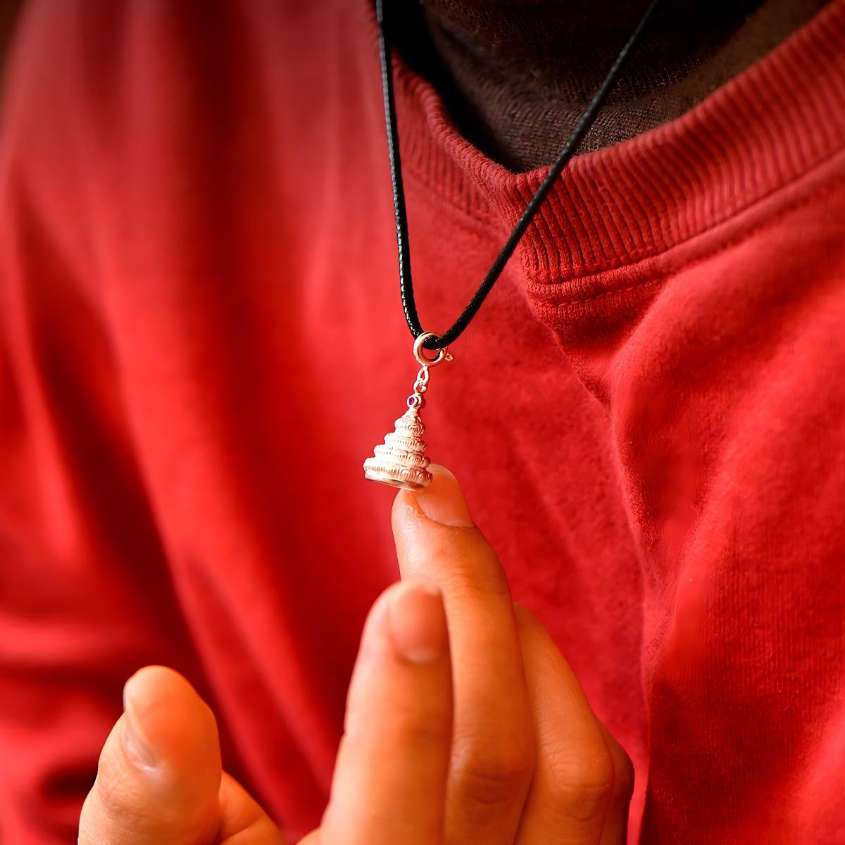 Traditional Vajra pattern silver gilded mala clasp, handmade for premium spiritual Jewelry art.

