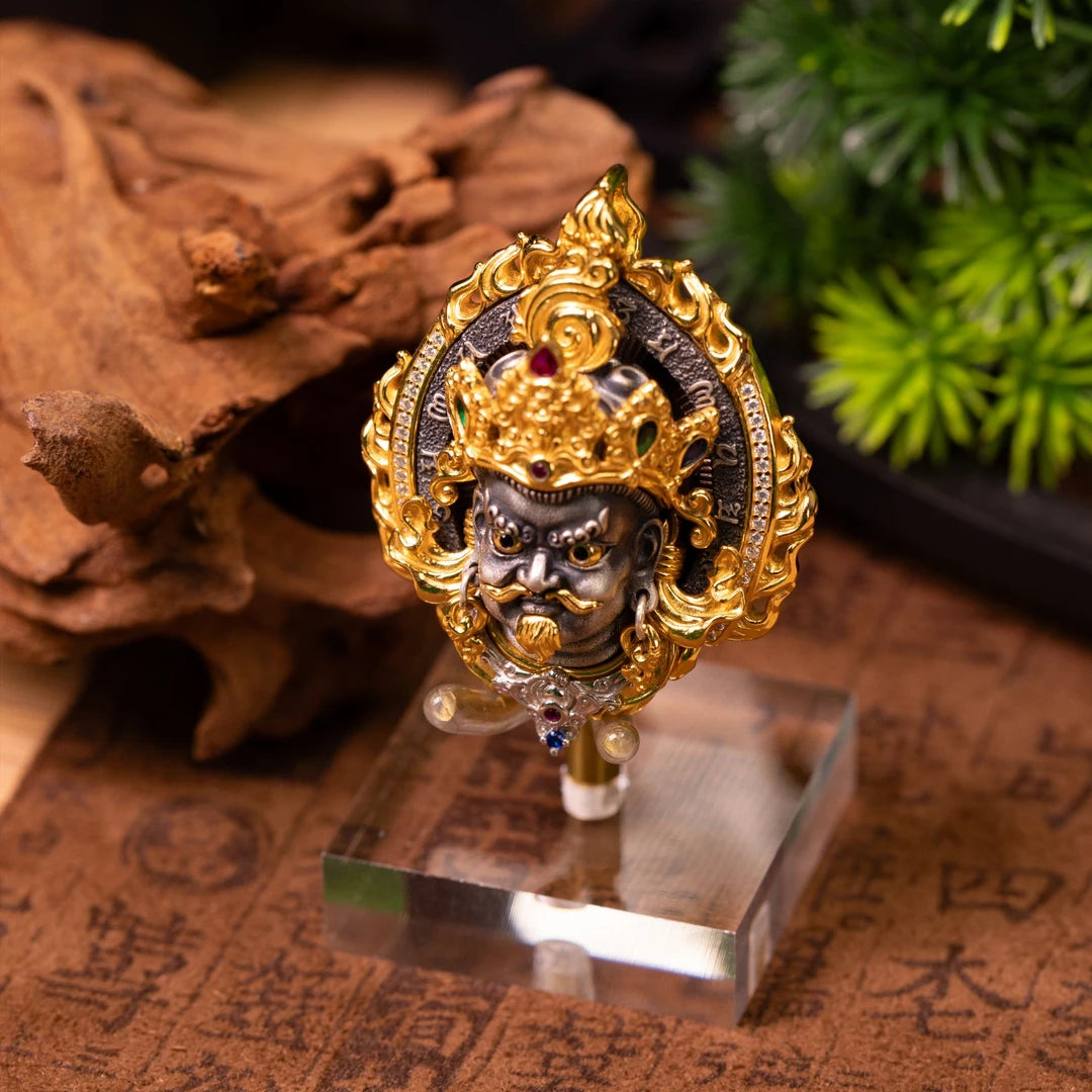 Exquisitely handcrafted silver zircon Yellow Jambhala pendant, reflecting Tibetan Buddhist jewelry culture and fine jewelry art, suitable for daily wear, meditation, or meaningful gifting.