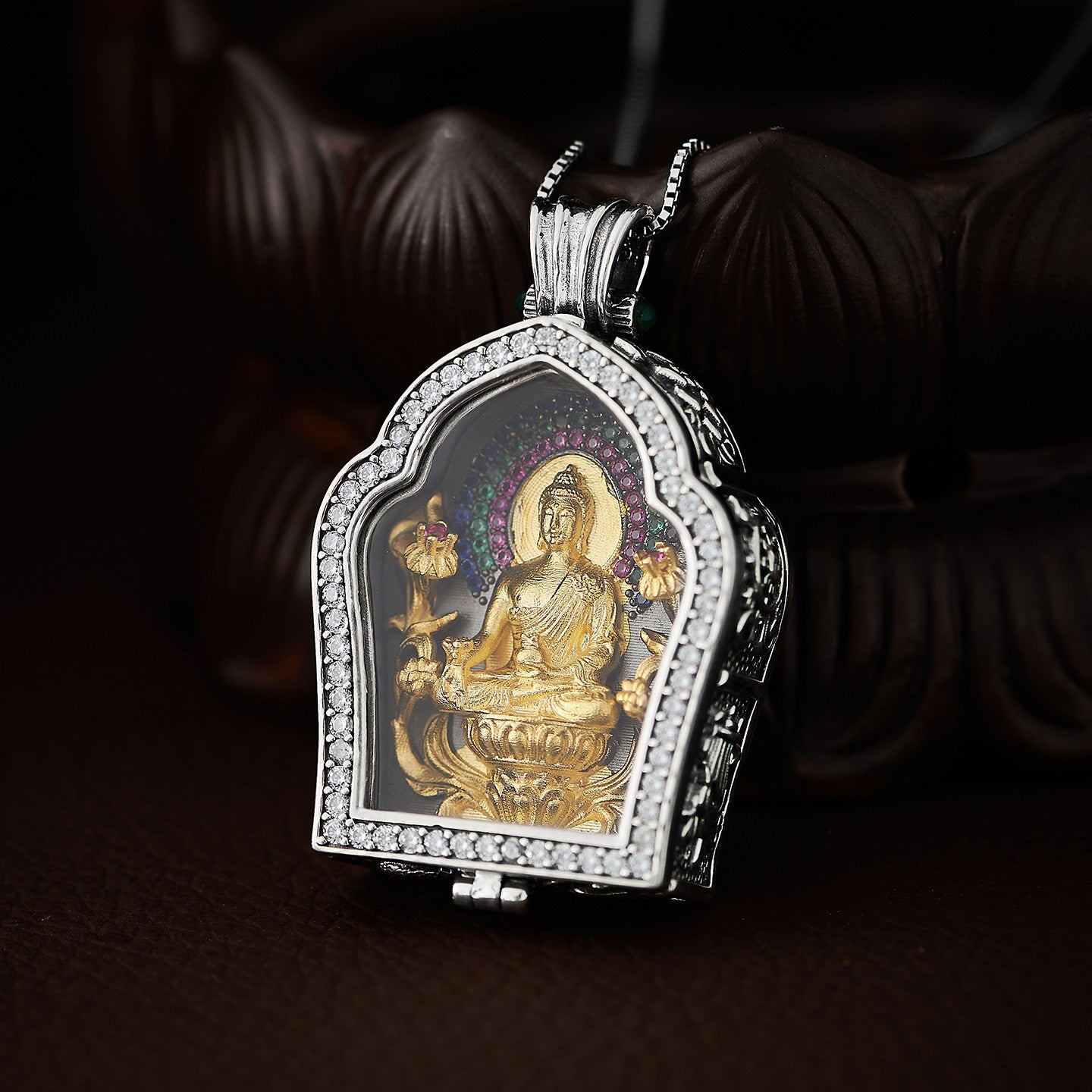 Handcrafted Medicine Buddha pendant in silver and copper, Tibetan Buddhist Jewelry Art combining ethnic craftsmanship and spiritual protection.