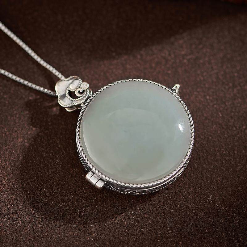 Vintage Tibetan Hetian jade silver hollow Wushi pendant, unisex necklace for carrying charms and blessings, Tibetan Buddhist Jewelry Culture Jewelry art