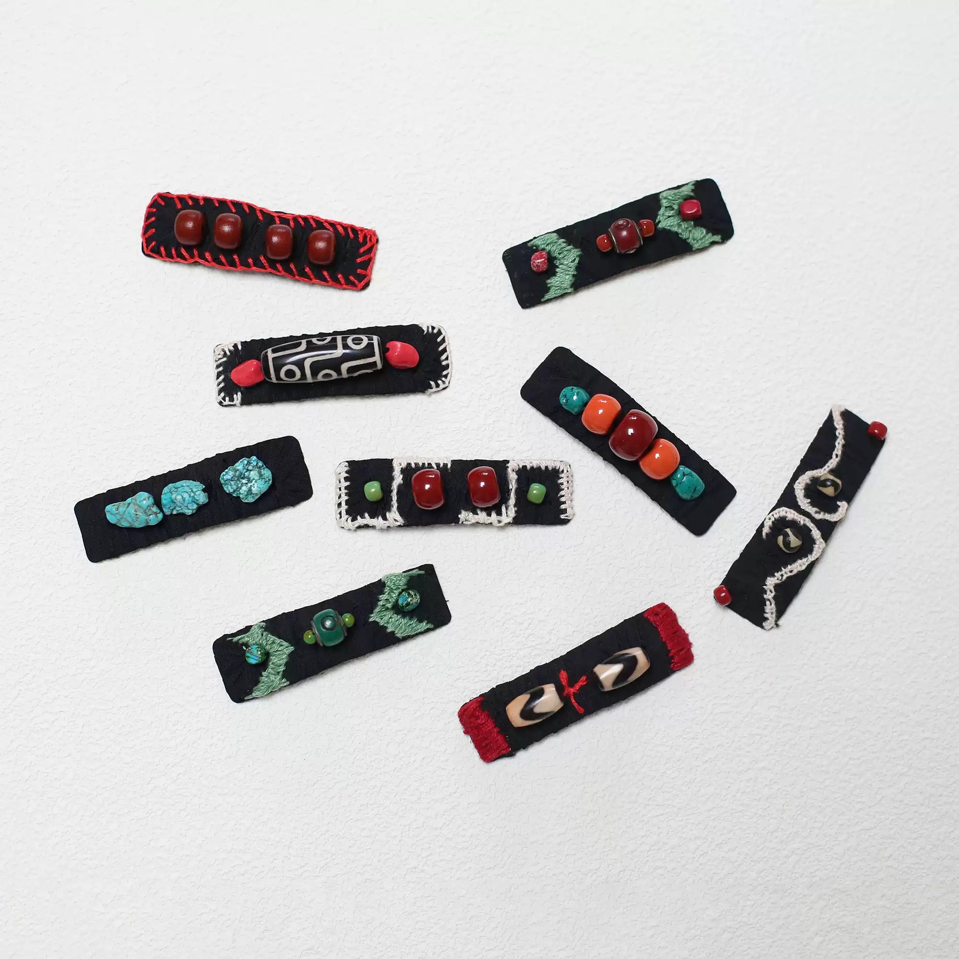 Tibetan Buddhist Jewelry Culture hand-painted ceramic hairpin, artistic Tibetan jewelry expressing purity and grace.