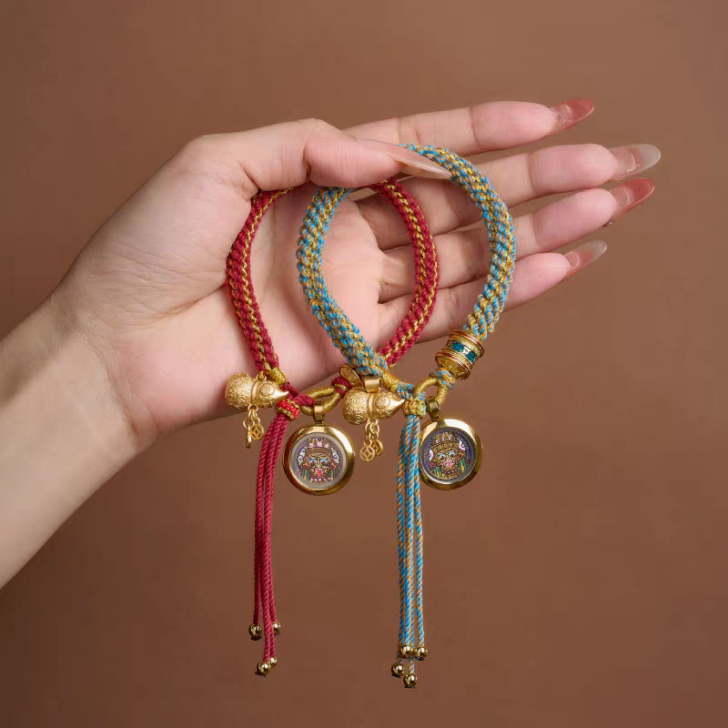 Exquisite hand-woven mandala Thangka rope jewelry, a spiritual artifact rooted in Tibetan Buddhist sacrificial implements culture for luck and fortune.