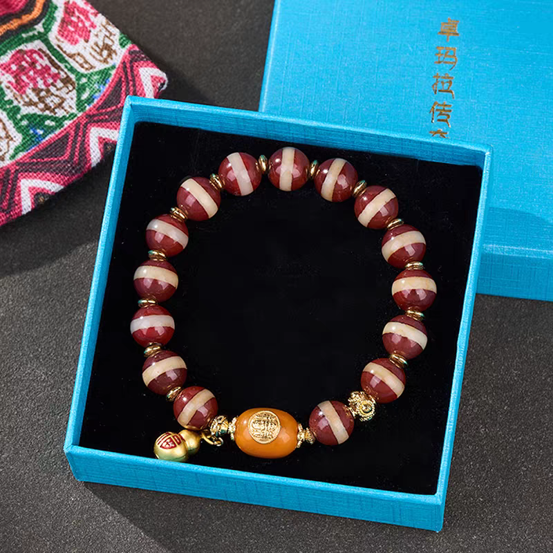  Purely handmade natural red meat Medicine Buddha Dzi beads. A high-value wearable artifact of Tibetan Buddhist sacrificial implements culture.