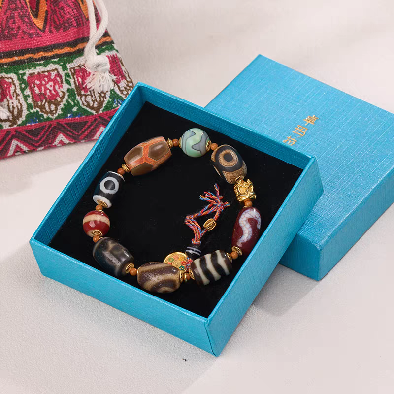  Purely handmade Darlok style multi-totem Dzi beads. A high-value wearable artifact of Tibetan Buddhist sacrificial implements culture.
