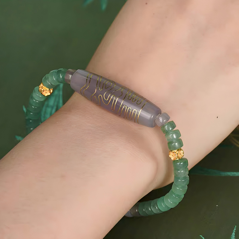 Purely handmade Xi-Zeng style multi-pattern Dzi beads. A high-value wearable artifact of Tibetan Buddhist sacrificial implements culture.
