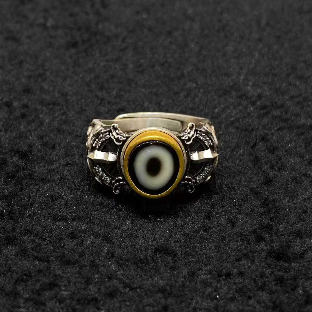 Experience Tibetan Buddhist jewelry culture with this fine-crafted vajra scepter ring in 925 silver, symbolizing spiritual power in jewelry art.