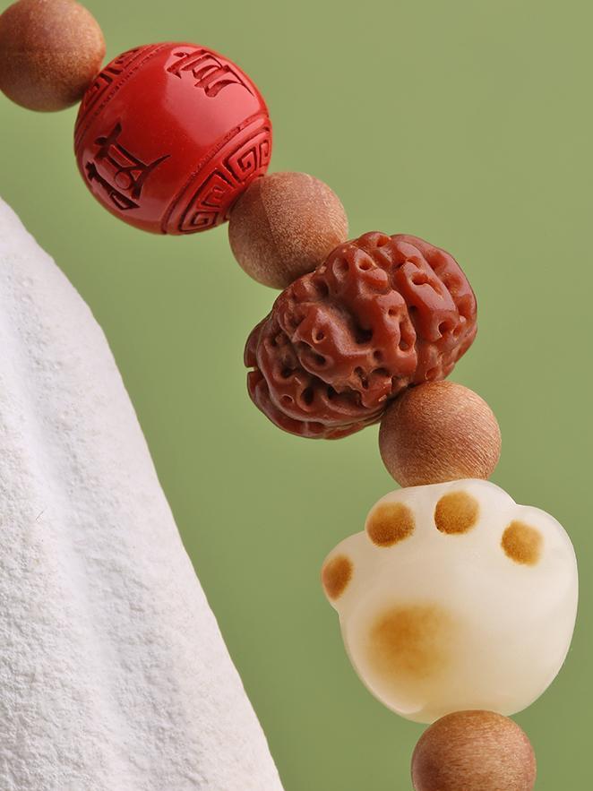 Artisan-made Tibetan bracelet featuring Bodhi seeds and amethyst beads, designed to promote spiritual healing and balance, embodying Tibetan Buddhist jewelry culture.