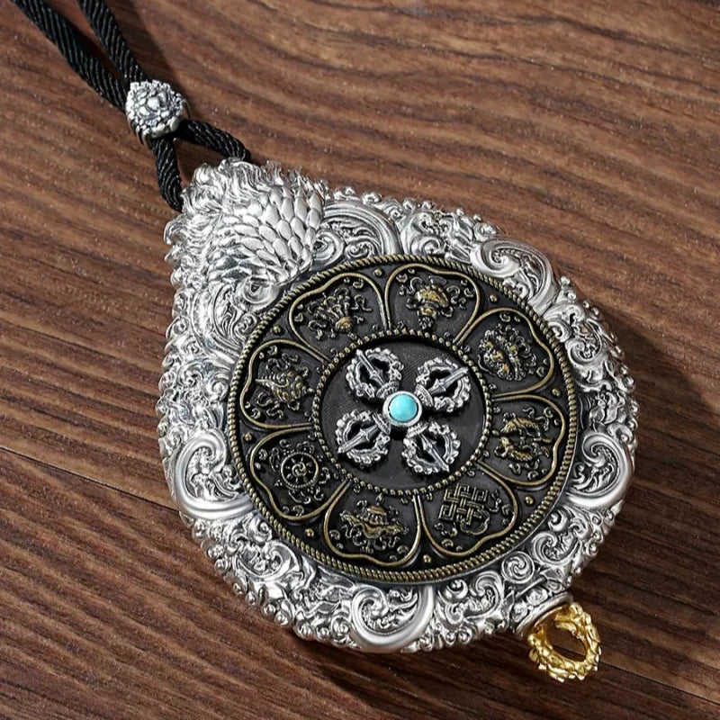 Hand-painted double-sided Guardian Spirit amulet necklace in Tibetan Buddhist Jewelry Culture Jewelry art style