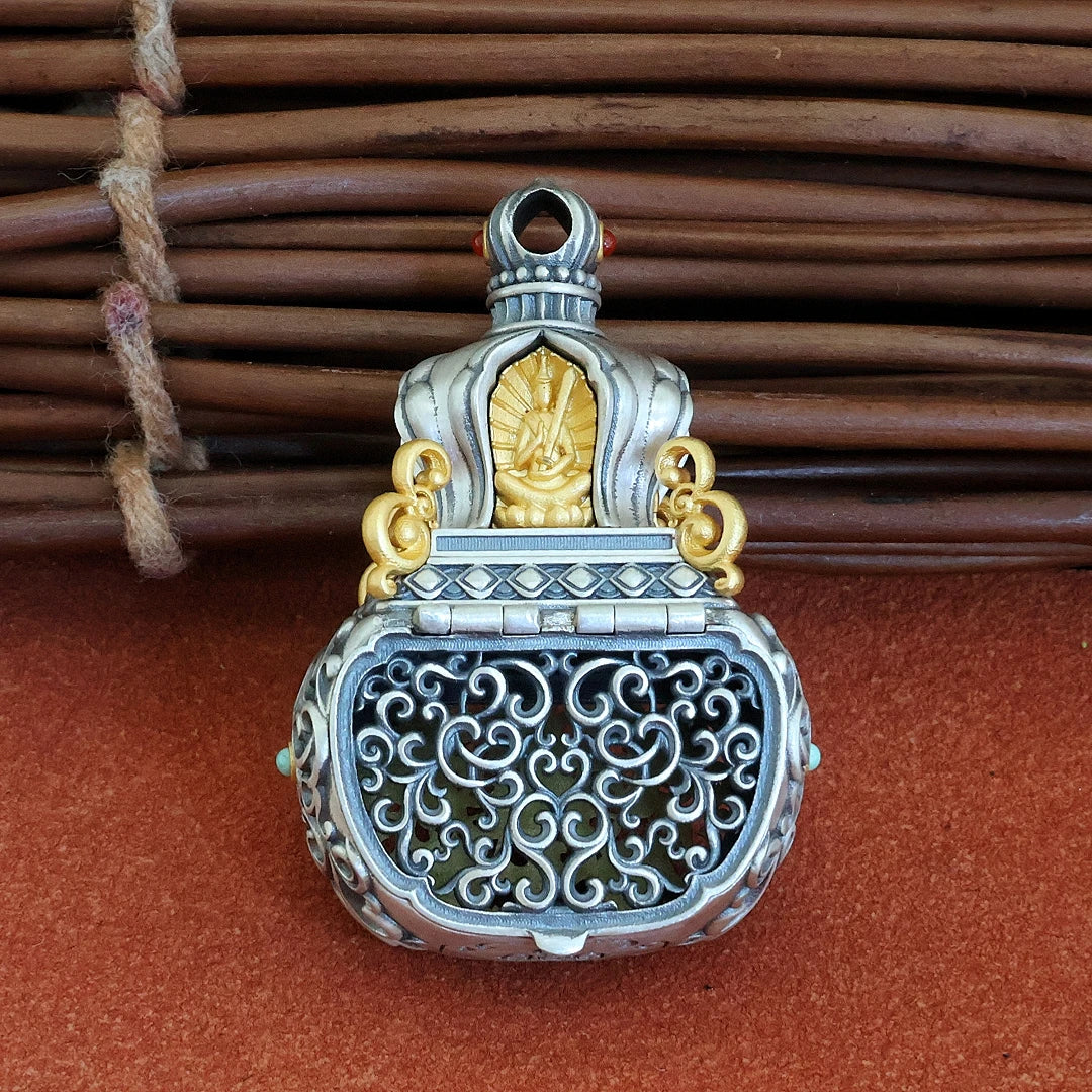 Tibetan Buddhist Hand-painted Four Great Bodhisattvas gourd pendant necklace with fragrance compartment for meditation