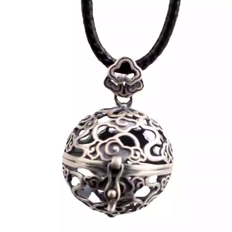 Handcrafted silver auspicious cloud gau box necklace, Tibetan Buddhist Jewelry Culture jewelry art, openable amulet pendant for women