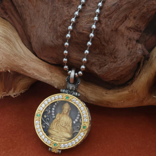 Tibetan Buddhist jewelry culture silver double-deity pendant featuring Guanyin and Ksitigarbha, handmade jewelry art with spiritual meaning.