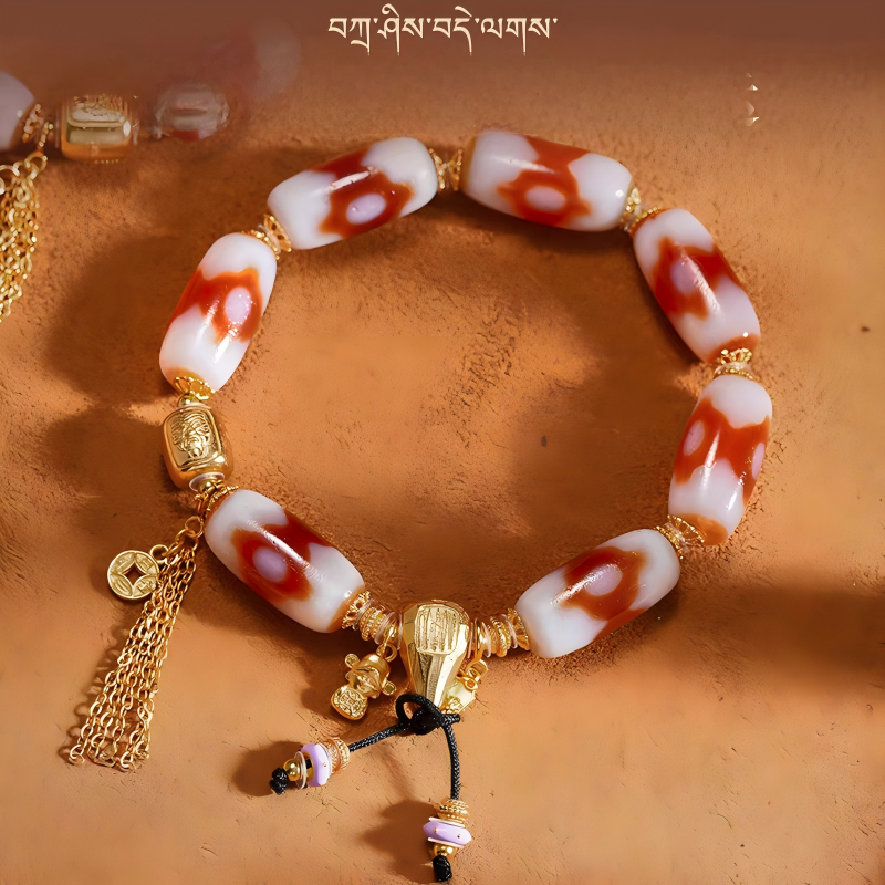 Authentic natural agate Dzi bead bracelet, handcrafted in Tibetan Buddhist jewelry tradition, symbolizing wealth, luck, and positive energy.