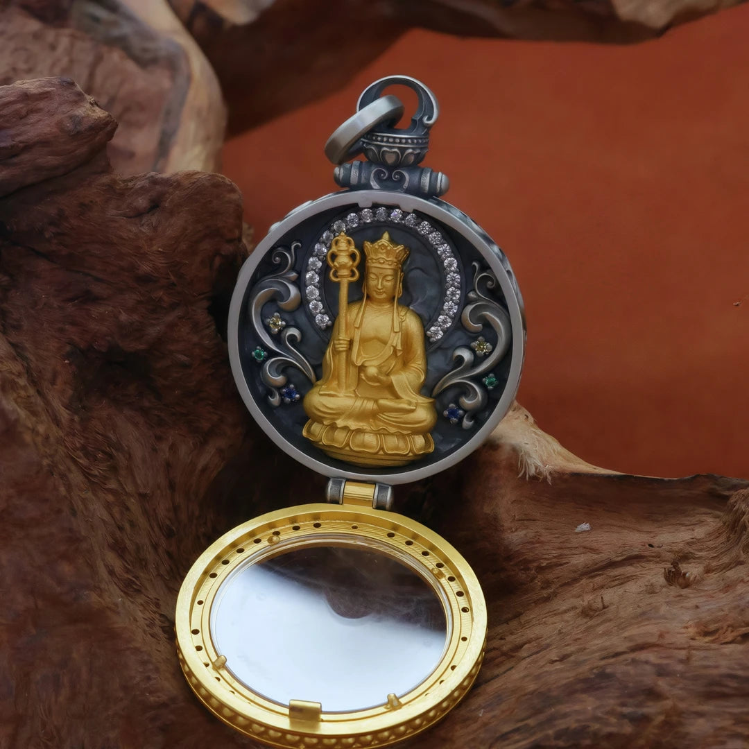 Handmade silver flip locket Buddhist pendant from Tibetan Buddhist jewelry culture, mirror-style jewelry art for daily spiritual wear.