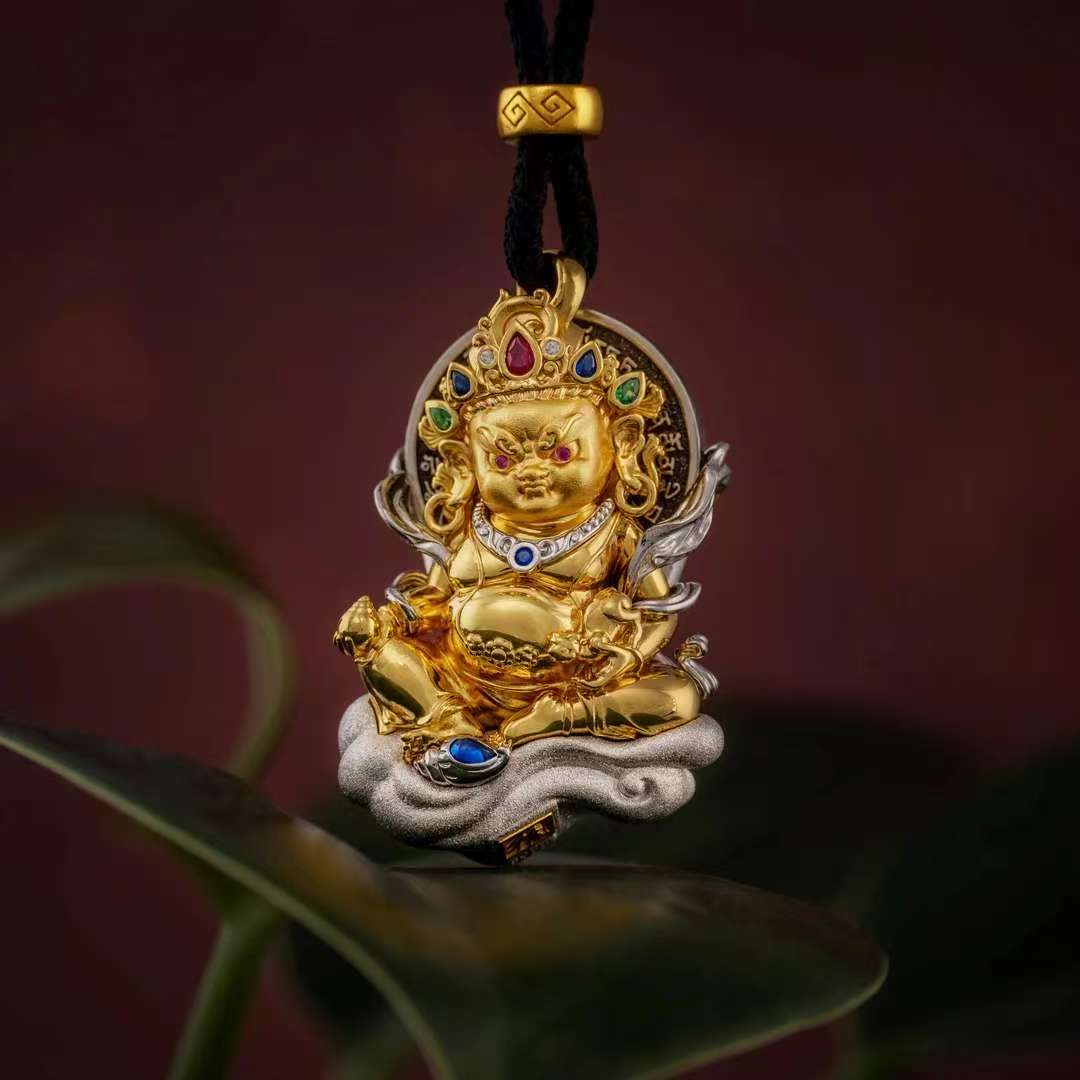 Sacred Huang Laoye Baby Buddha amulet reflecting Tibetan Buddhist jewelry culture, designed for protection, fortune, and harmony.
