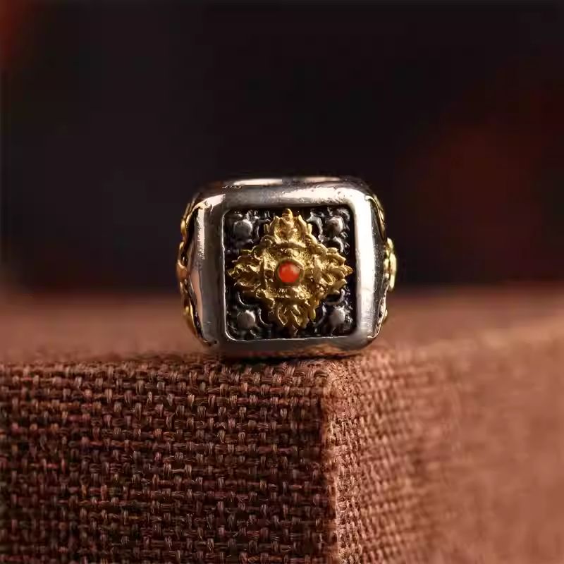 Fine handcrafted Tibetan Buddhist silver Guru Rinpoche Vajra square bead, Jewelry art accessory for DIY Vajra Xingyue prayer beads