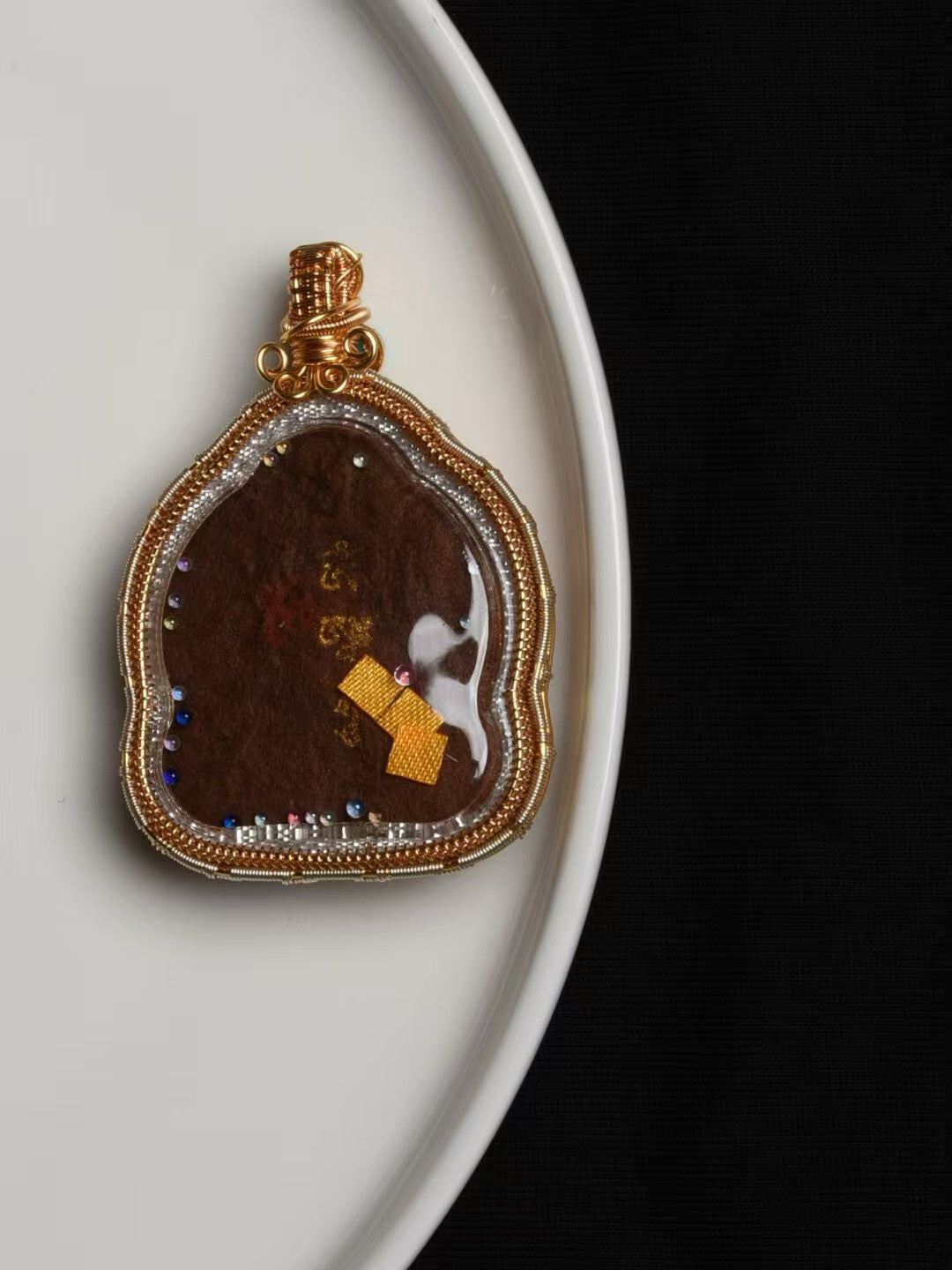 Sacred Yellow Jambhala wealth deity Thangka pendant, hand-painted Tibetan Buddhist Jewelry Culture Jewelry art