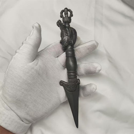 Handmade brass Tian Tie Phurba, combining traditional Tibetan Buddhist ritual implements culture and art, used for purification, protection, and enhancing spiritual practices.