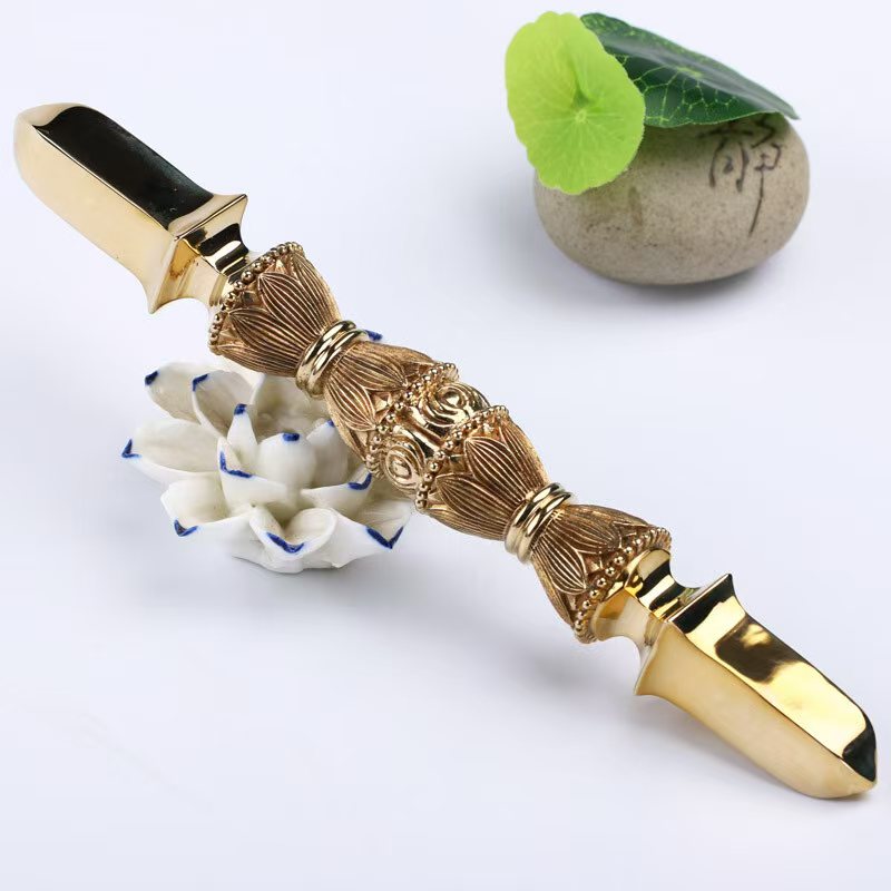 Premium handcrafted pure brass single-prong Vajra, a symbol of spiritual strength and wisdom. Ideal for use in rituals, home decor, or as a meaningful Buddhist art piece.