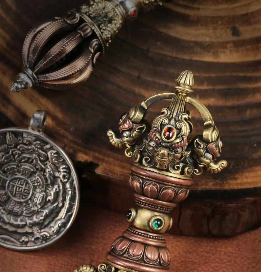 This handcrafted silver Vajra is a sacred ritual tool in Tibetan Buddhism, symbolizing spiritual power and protection. Perfect for meditation, rituals, or as a collector’s item.