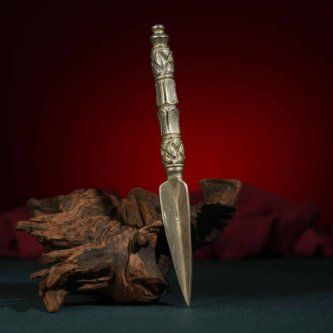 Retro Brass Tian Tie Vajra Phurba with Base, a handcrafted Tibetan Buddhist ritual tool for protecting the spiritual practitioner from negative energies and enhancing meditation.