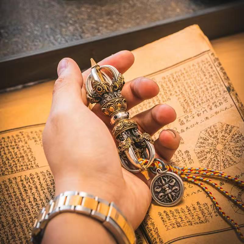 Handcrafted Brass Dorje, a sacred Vajra tool used in Tibetan Buddhist rituals for spiritual protection, transformation, and wisdom. A beautiful addition to any Tibetan Buddhist altar or spiritual collection.