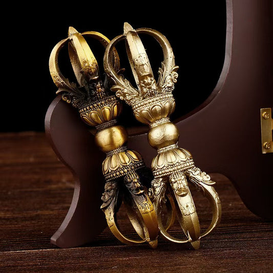 Handmade brass Vajra inspired by Tibetan Buddhist ritual implements culture, a classic piece of Buddhist ritual implements art for altar or collection.