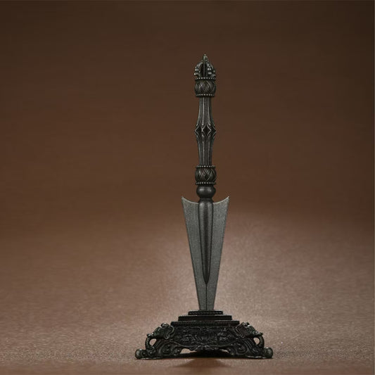 Brass Phurba Vajra, Ancient Five Wisdoms and Nirvana, Handcrafted for Altar Use – A deeply meaningful Tibetan Buddhist ritual artifact, this brass Phurba Vajra embodies the Five Wisdoms and Nirvana. Crafted with care, it’s an essential piece for your sacred altar or home worship space.