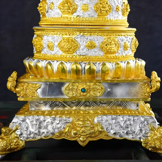 Handcrafted Nepal Mandala Plate in copper, gilded gold and silver, 47cm height, Tibetan Buddhist sacrificial implements culture, representing Buddhist sacrificial items art