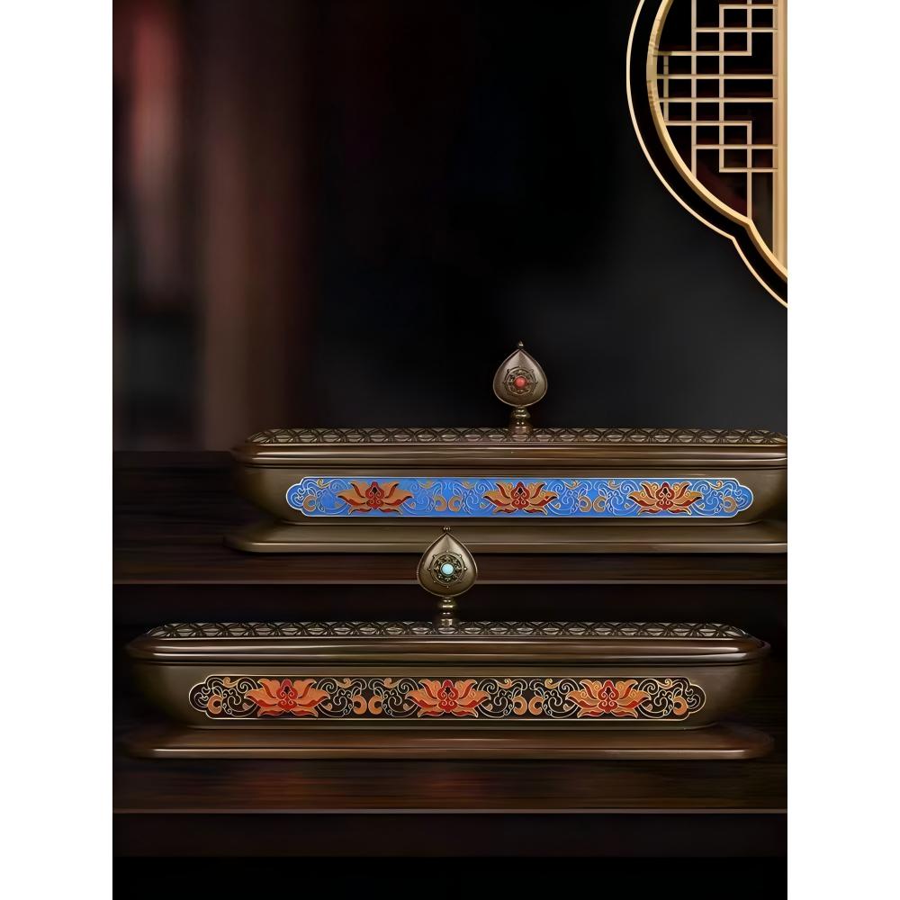 Tibetan-style brass Hui Bao incense box, handcrafted for indoor altar or meditation use, showcasing Tibetan Buddhist sacrificial implements culture and sacrificial items art.