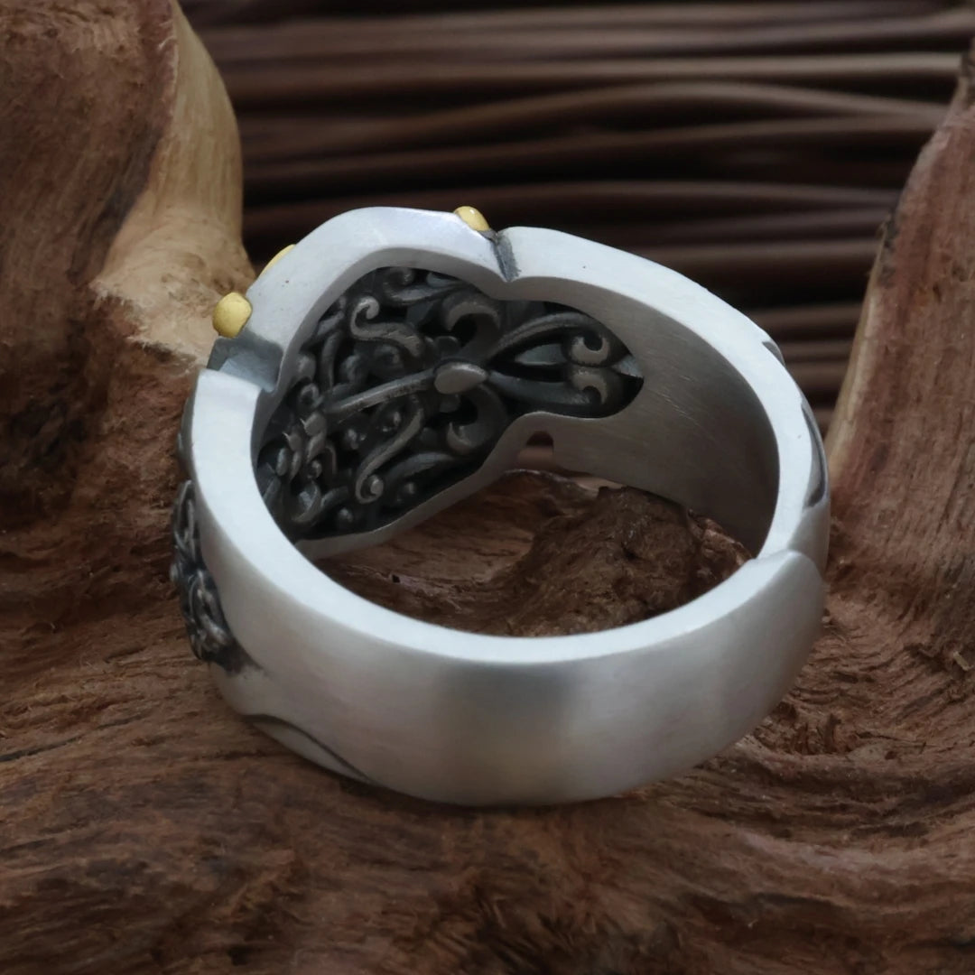 Silver bead ring featuring Morichiten inspired by Tibetan Buddhist Jewelry Culture hand-painted and handcrafted as a spiritual and artistic Jewelry piece
