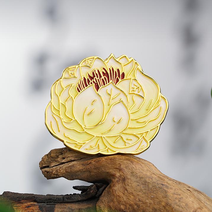 Handmade alloy snow lotus sacred badge inspired by Tibetan Buddhist Jewelry Culture, blending symbolic Tibetan motifs and jewelry art details.