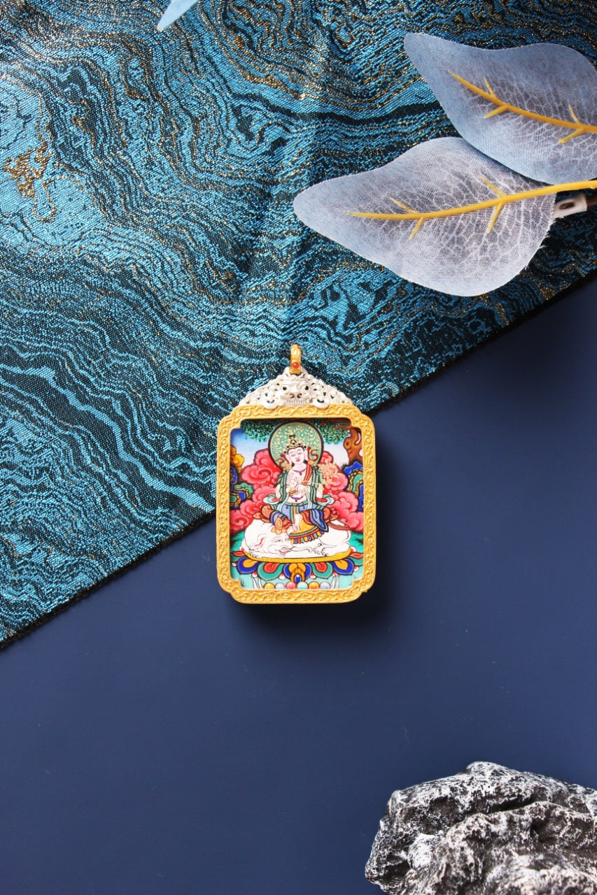 Showing the vibrant natural mineral pigments used by Rebgong artists, ensuring 100-year color stability for the Samantabhadra Thangka.