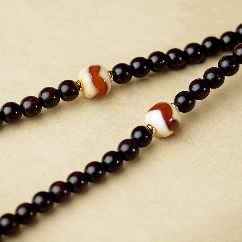 Tibetan Buddhist red sandalwood Dzi beads 108 mala necklace symbolizing protection and strength
