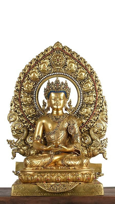  Handcrafted Amitabha Buddha Statue, made with gilded finish and mineral pigments, showcasing Tibetan Buddhist artistry. Perfect for meditation and home decor.