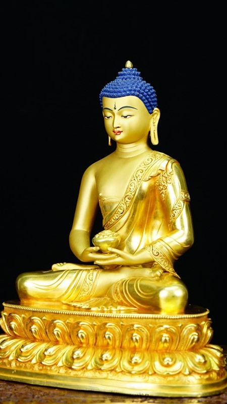  "Gilded Tibetan Buddhist Amitabha Buddha statue, hand-painted with mineral pigments. A sacred representation of Amitabha’s infinite light and wisdom." 