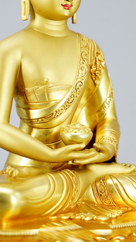 "Pure handcrafted Tibetan Buddhist Amitabha Buddha statue, featuring intricate gilding and mineral paintwork. A powerful spiritual symbol of enlightenment." 