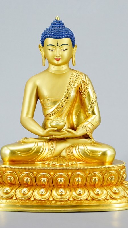 "Handcrafted Tibetan Buddhist Amitabha Buddha statue, gilded with mineral pigments. Beautifully detailed, symbolizing wisdom and compassion in Tibetan Buddhism." 