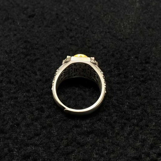 S925 sterling silver Zhiba Zha ring featuring traditional Tibetan craftsmanship and smooth aged patina.