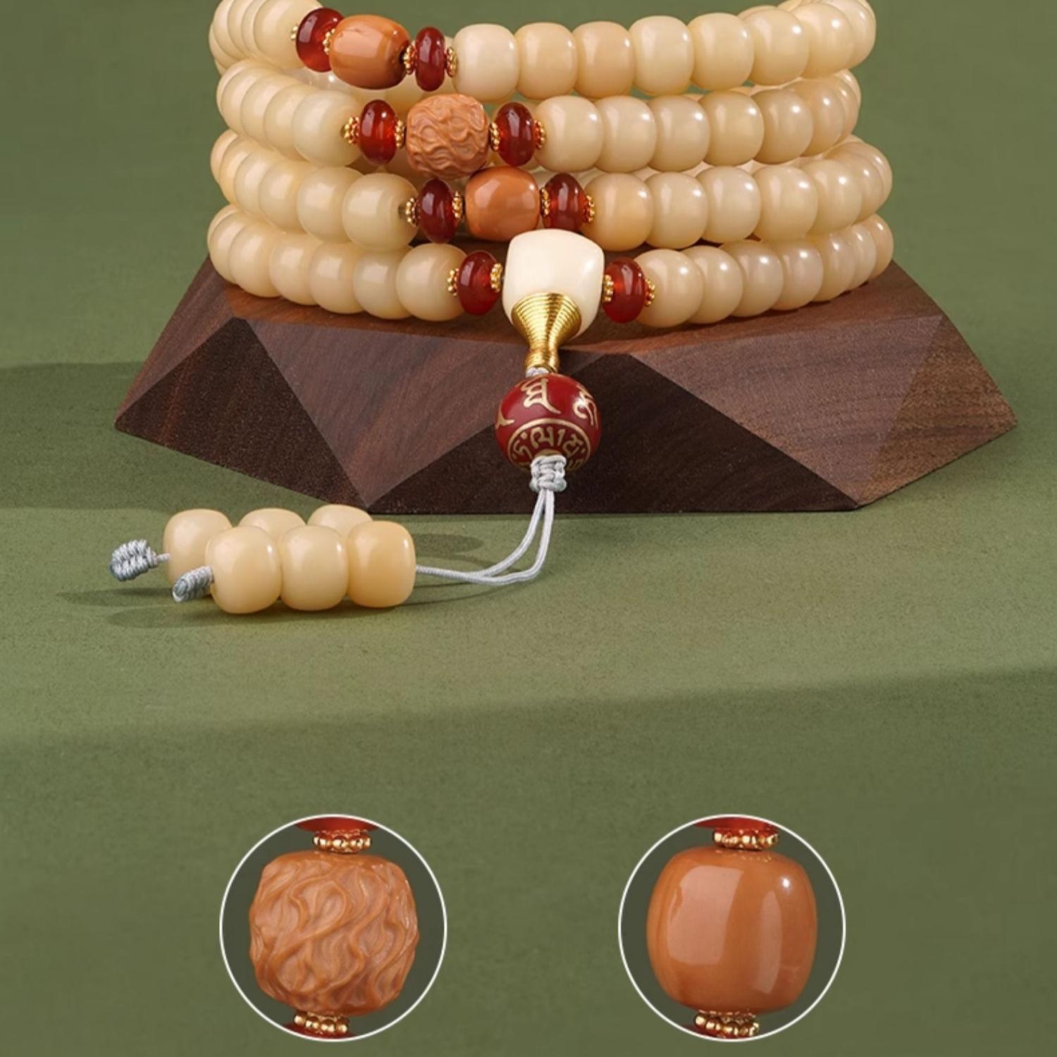 Handmade Tibetan Buddhist Bodhi bead necklace from the Jingqingran collection featuring agate, glass, and silver accents.