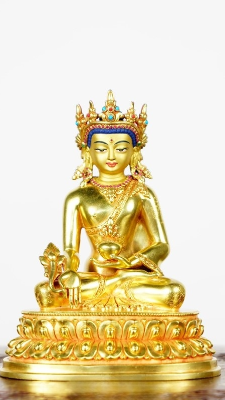 Alt Text: A handcrafted Tibetan Buddhist statue featuring gilded gold and mineral pigment artwork. It radiates sacredness and solemnity, perfect for Buddhist devotees and art enthusiasts.